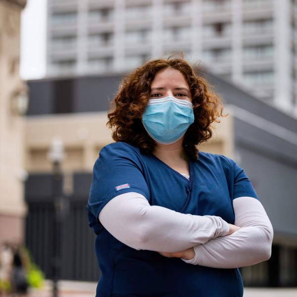 Shanna Dell'10 opted to take a clinical post during the pandemic so she could care for sick people the way she would want to be treated.